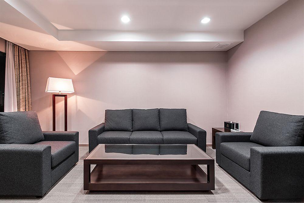 New Hilltop Hotel Seul Dış mekan fotoğraf