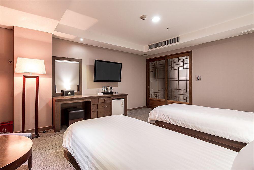 New Hilltop Hotel Seul Dış mekan fotoğraf
