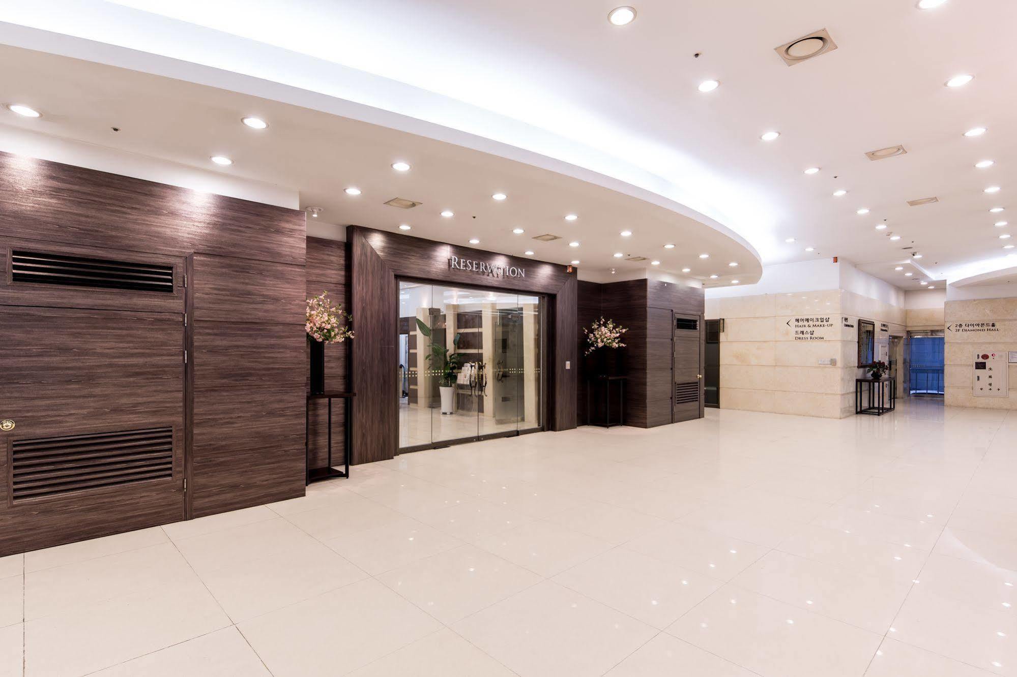 New Hilltop Hotel Seul Dış mekan fotoğraf